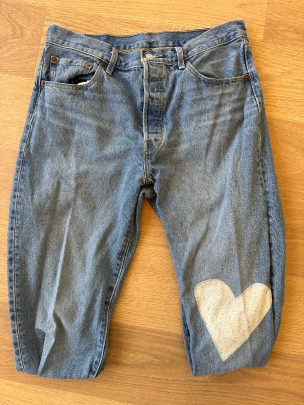 Special Anniversary Edition Levi's‎ Blue Straight Leg Jeans with Heart Patch